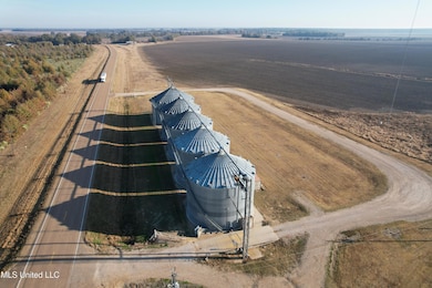 10600 Highway 3, Lambert, MS 38643 - photo 3