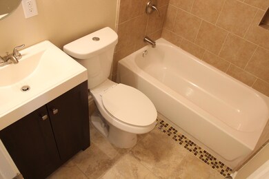 2210 Betsy Dr, Jacksonville, FL 32210 - photo 3