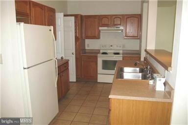 2039 Powell Dr, Chambersburg, PA 17201 - photo 4