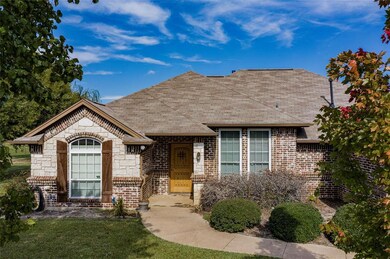 199 Reatta Dr, Decatur, TX 76234 - photo 2