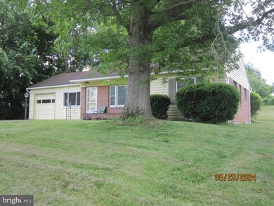 74 Paradise Ln, Ronks, PA 17572 - photo 2