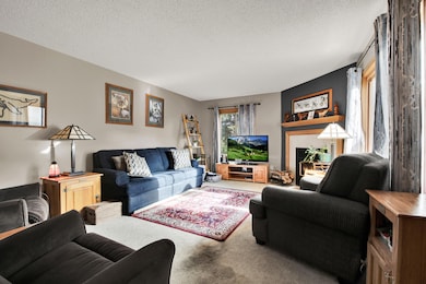 8124 S Legend Dr unit 25B, Franklin, WI 53132 - photo 5