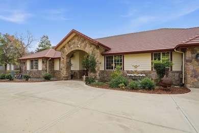 16777 Coyote Dr, Springville, CA 93265 - photo 2