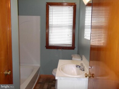 110 Catoctin Ave, Frederick, MD 21701 - photo 7