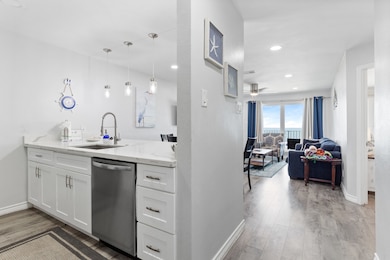 7600 Seawall Blvd unit 214, Galveston, TX 77551 - photo 5