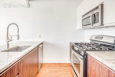 836 Bergen St unit 211, Proshei, NY 11238 - photo 2