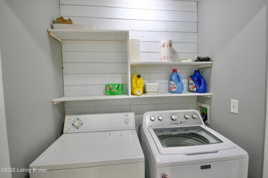 260 Halcomb Ct, Mount Washington, KY 40047 - photo 6