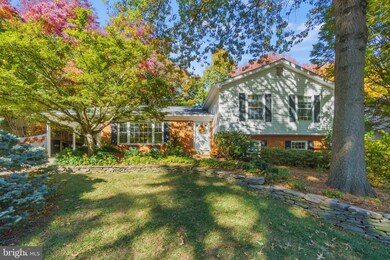 3900 Stonebridge Rd, Alexandria, VA 22306 - photo 2