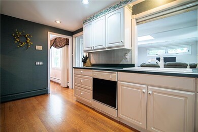 221 Summit Dr, Cranston, RI 02920 - photo 6