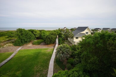 2000 Palm Drive-51
