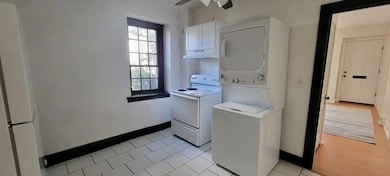 9 E Center St, Nazareth, PA 18064 - photo 4