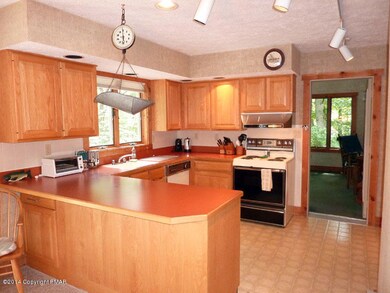 5368 Woodland Ave, Pocono Pines, PA 18350 - photo 6