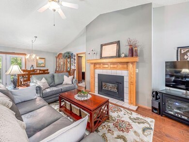 37 Lyndhurst Dr, Bella Vista, AR 72714 - photo 4