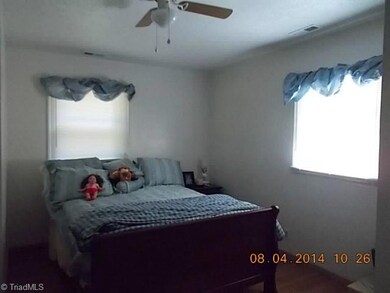2nd Bedroom.