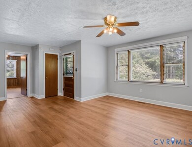 18513 Turkey Egg Rd, Dinwiddie, VA 23841 - photo 7