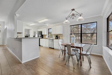 26902 Cherokee Ln, Magnolia, TX 77354 - photo 4