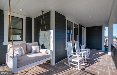 18282 Cresswell Rest Ln, Leesburg, VA 20176 - photo 2