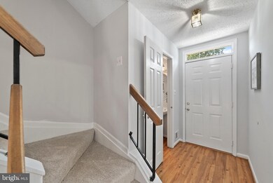 13924 Gunners Place, Centreville, VA 20121 - photo 5