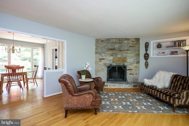 1304 Highland Dr, Baltimore, MD 21239 - photo 7