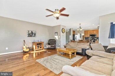 126 Capricorn Rd, Walkersville, MD 21793 - photo 5