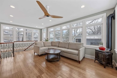 725 S Summit St, Iowa City, IA 52240 - photo 7