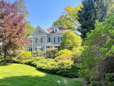 876 Beacon St unit 5, Newton Center, MA 02459 - photo 2