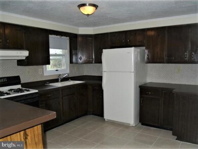 4970 Kings Hwy N, Emmaus, PA 18049 - photo 3