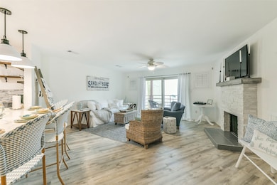7312 Seawall Blvd unit 217, Galveston, TX 77551 - photo 5