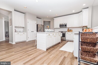 642 Fern Way, Sykesville, MD 21784 - photo 2