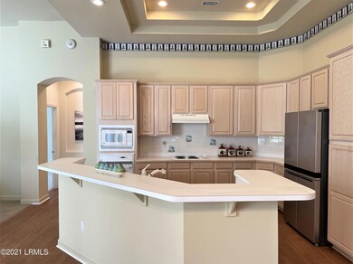 121 Robert E Lee Lane -- 2Kitchen 1 USE