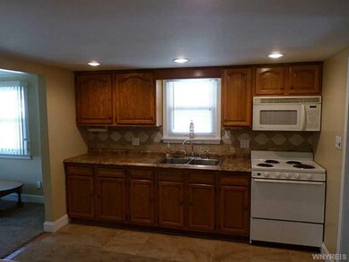 325 North Ave, North Tonawanda, NY 14120 - photo 4