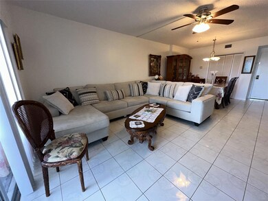Hillcrest East No.23 unit 904, Hollywood, FL 33021 - photo 2