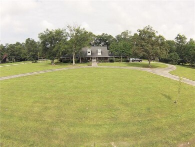 121 Chamale Dr, Slidell, LA 70460 - photo 3