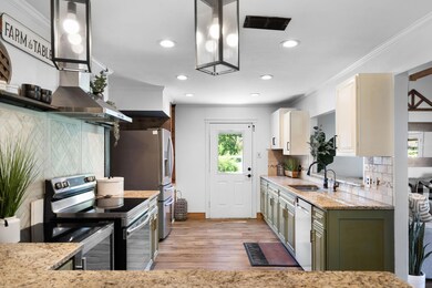 202 Brandon Dr, Weatherford, TX 76087 - photo 6