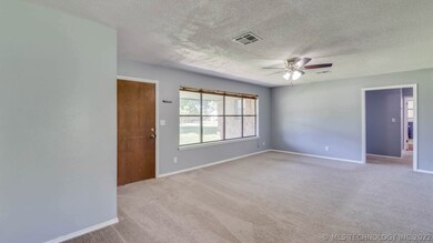 Large main living room