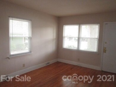 4220 Walker Rd, Charlotte, NC 28211 - photo 3