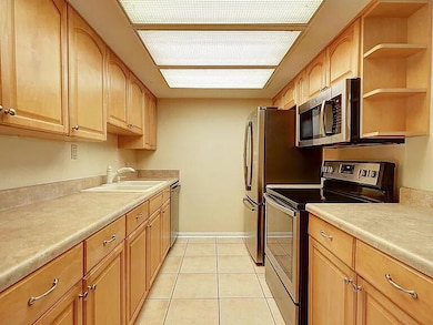 2243 NW 22nd Ave unit 104, Stuart, FL 34994 - photo 4