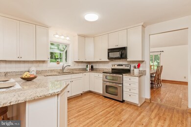 20519 Bluebird Ave, Hagerstown, MD 21742 - photo 6