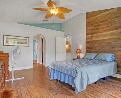 867 Peyton Ave SW, Palm Bay, FL 32908 - photo 5