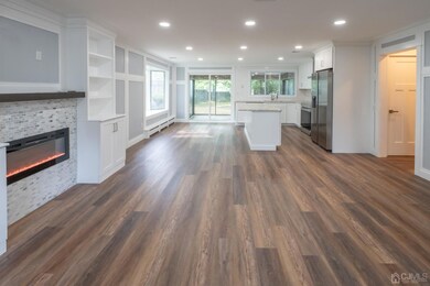 112 Indigo Plaza, Monroe Township, NJ 08831 - photo 7