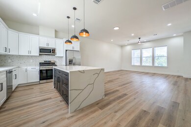 3601 Rebecca St unit c, Houston, TX 77021 - photo 6