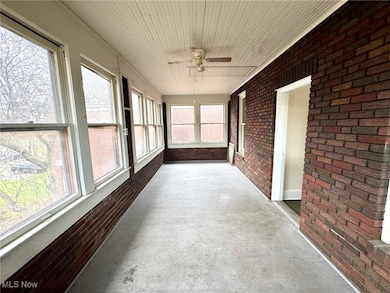 736 Elberon Ave, Zanesville, OH 43701 - photo 5