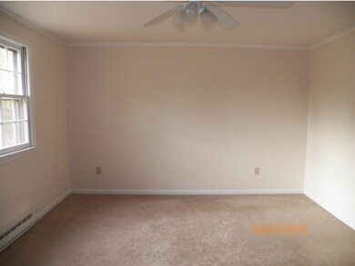 81 Granite St unit 81, Londonderry, NH 03053 - photo 7