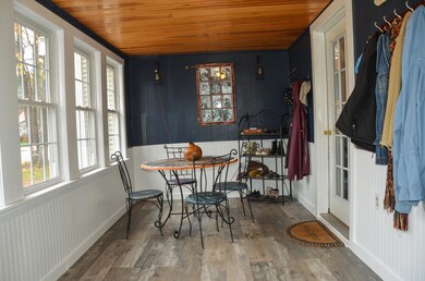 36 Plummer St, Gardiner, ME 04345 - photo 3