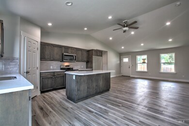 971 Americana Cir, Twin Falls, ID 83301 - photo 3