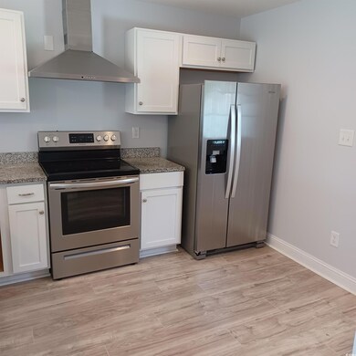 100 Emmeline Ct, Conway, SC 29527 - photo 5