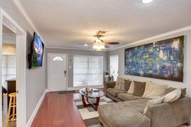 3011 Carlford Cir, Houston, TX 77018 - photo 7