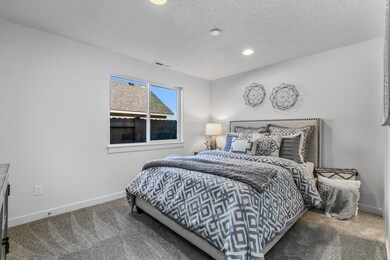 Austin - Bedroom