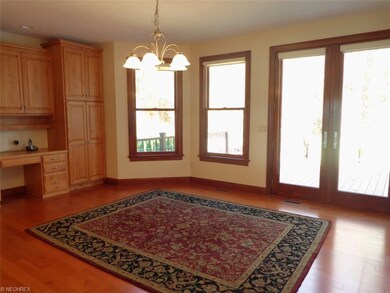 Here is a better view of the dining room area with