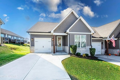 7619 Long Shot Ln, Knoxville, TN 37918 - photo 3